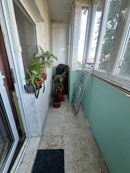 Lizeanu, Maica Domnului, Grigore Ionescu, 3 camere, 2 gr. sanitare, 1987